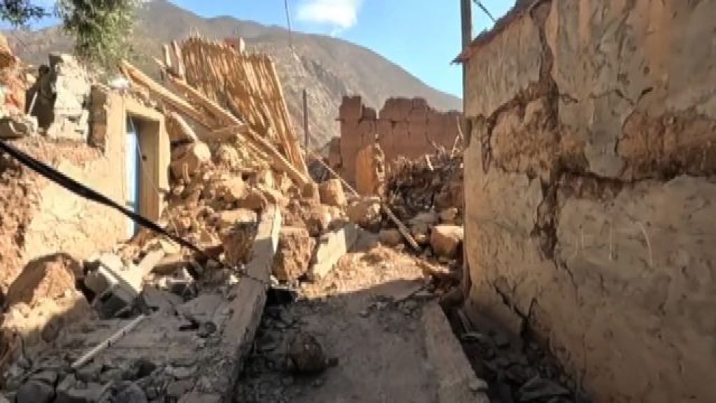 marocco,-si-scava-nelle-macerie-dei-villaggi-distrutti-dal-sisma